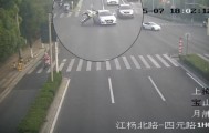 上海警方再次强调：非机动车乱骑行，或担事故全责！