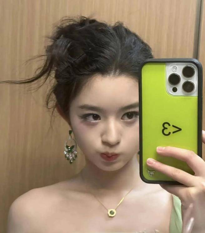 女明星高价耳环事件争议持续 三大疑问待解