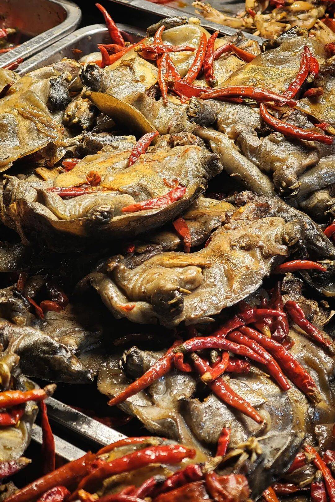 这种丑到爆的鱼，为啥成了武汉人吃宵夜的顶配？