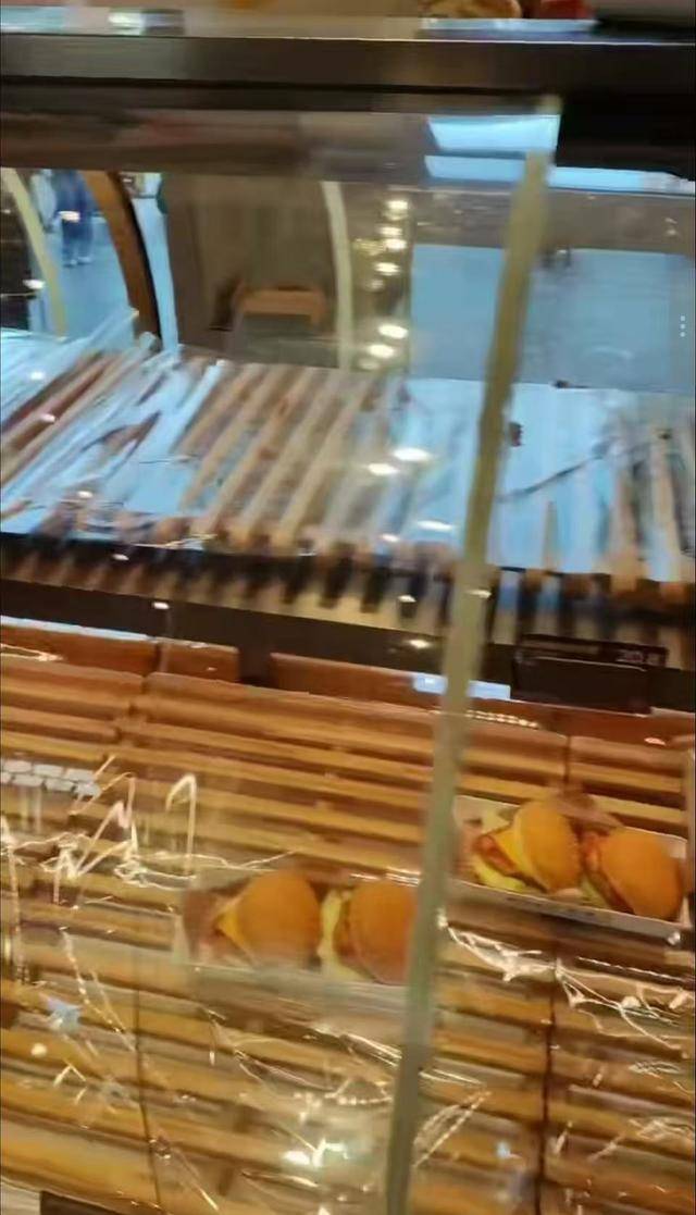 超强台风来袭,广东当地人:提醒储备3天物资较罕见