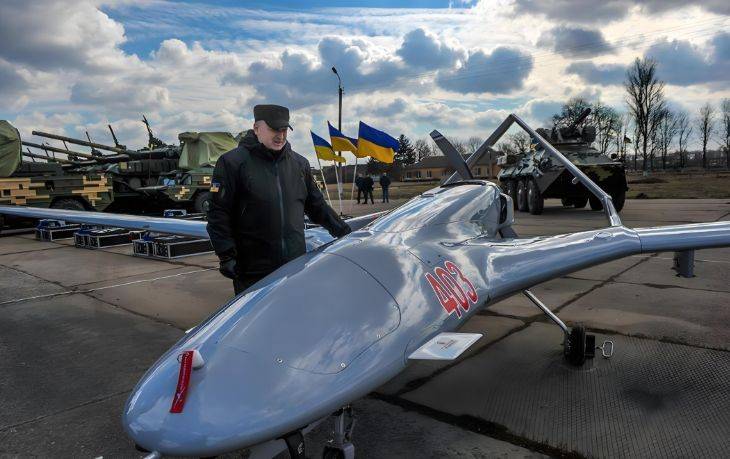 乌军在俄军没及时反应的情况下，再次突击库尔斯克，打得非常惨烈