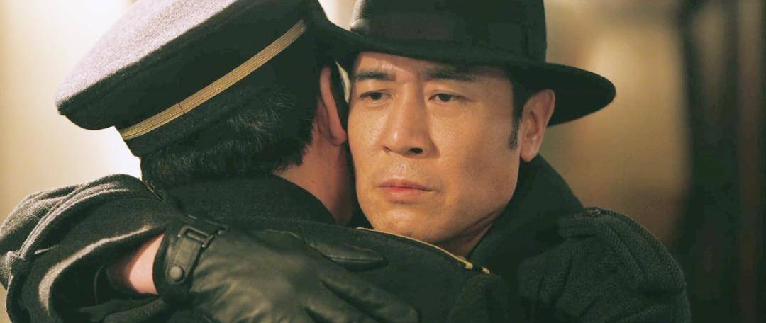 同样是演“高彬”，程煜和倪大红放在一起看，差别就看出来了！