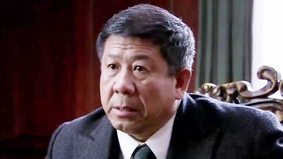 同样是演“高彬”，程煜和倪大红放在一起看，差别就看出来了！