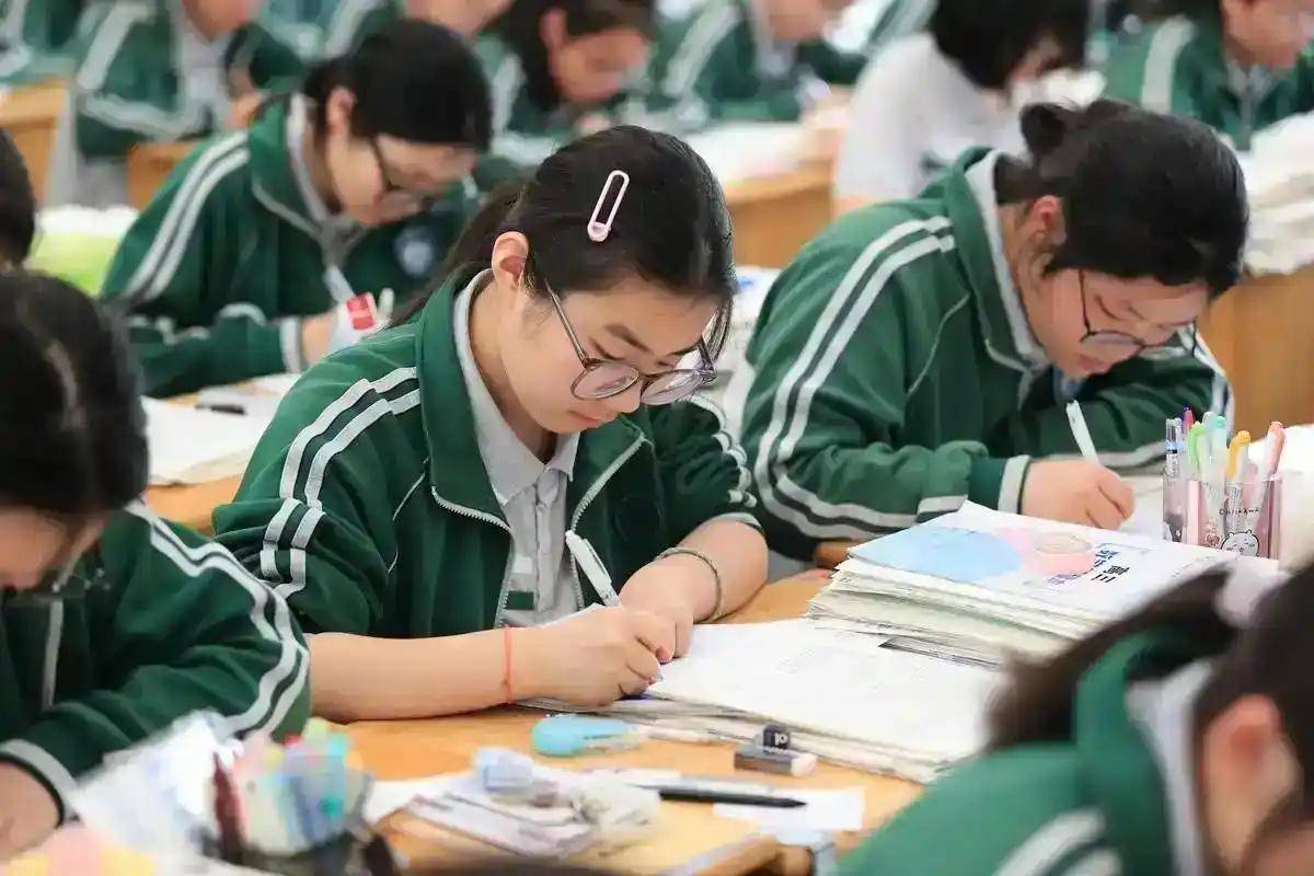 华南理工大学报考考量:客观分析潜在限制因素